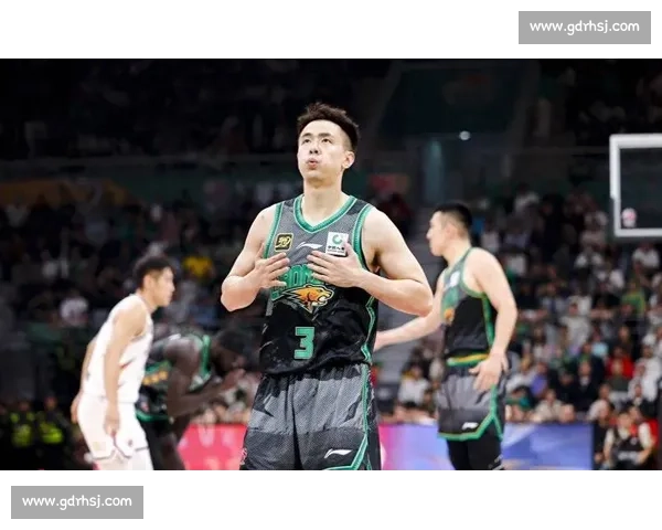 赵继伟洛杉矶特训晒照 顶薪后卫蓄力世界杯