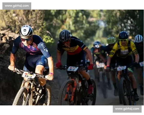 北京揭幕战冠亚赛惊现闪电开局：两记三分点燃黄金战火