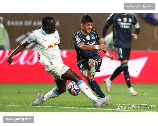 小维阿盛赞尤文世界级阵容 穆阿尼世俱杯梅开二度闪耀全场